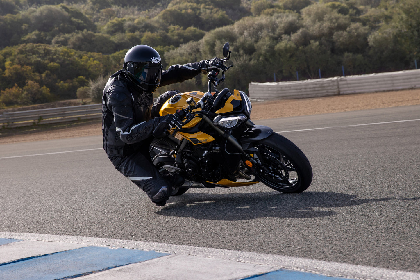 Street Triple 765 RS Cosmic Yellow 2025