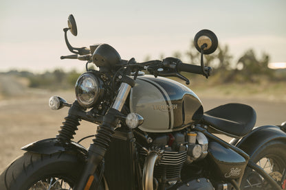 Bonneville Bobber - Ash Grey / Jet Black