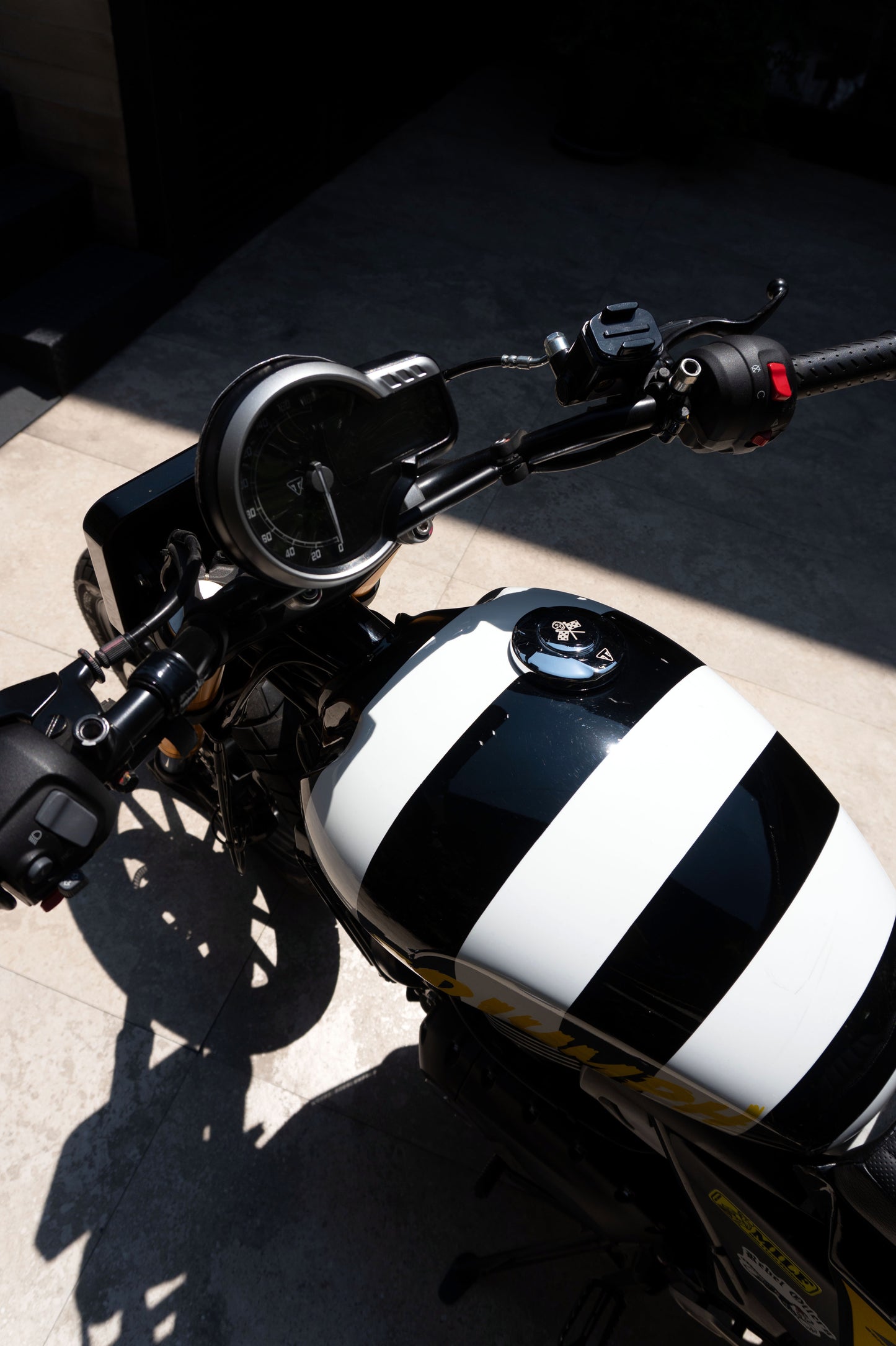 Scrambler 400X Custom Zebra