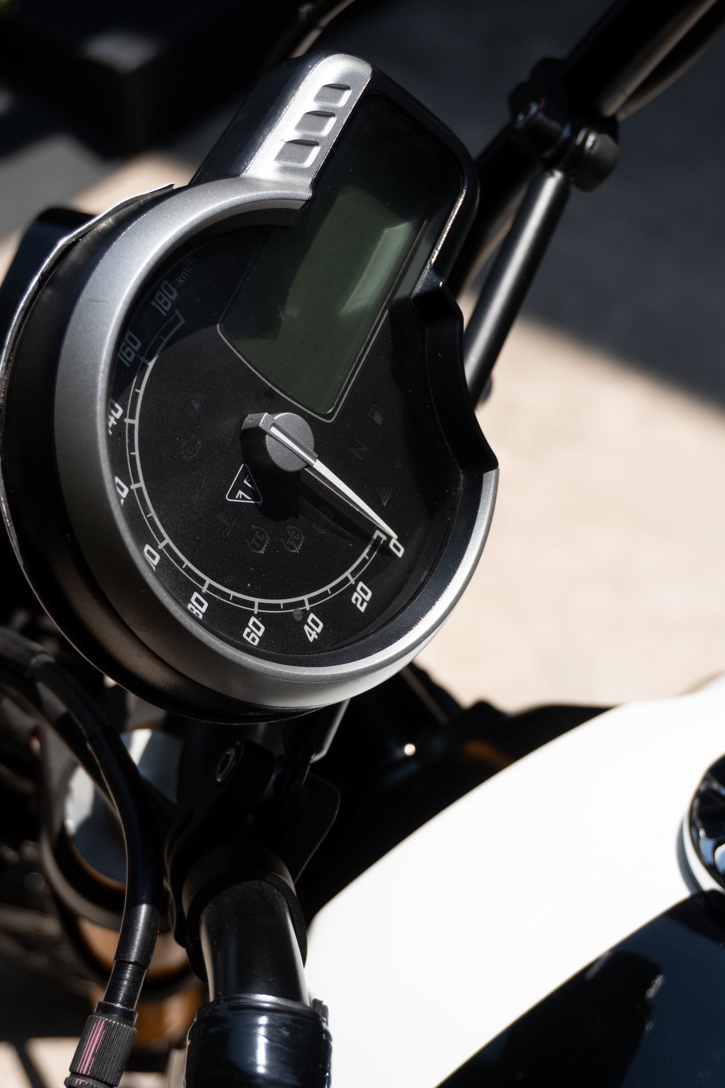 Scrambler 400X Custom Zebra